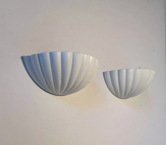 Image 1 of Paire d'appliques vintage coquillage, blanc mat, France 1970