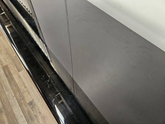 1970er Pierre Cardin Buffetschrank aus schwarz lackiertem Holz – Buffetschränke, Wood, Klassiek (photo 9 of 32)