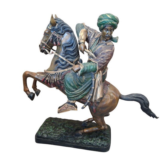 Image 1 of Sculpture en bronze : Chevalier oriental à cheval