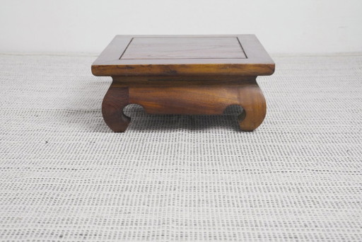 Indonesische hardhouten lage tafel in opiumstijl, Aziatische altaartafel, vintage houten plantenstandaard, Japandi bijzettafel