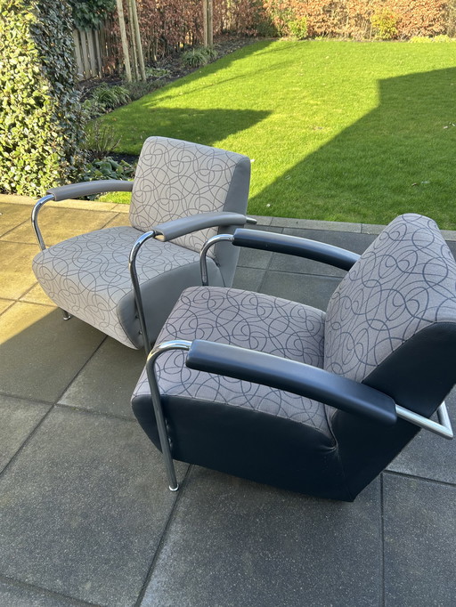 Dos cómodos sillones Scylla de Leo Lux