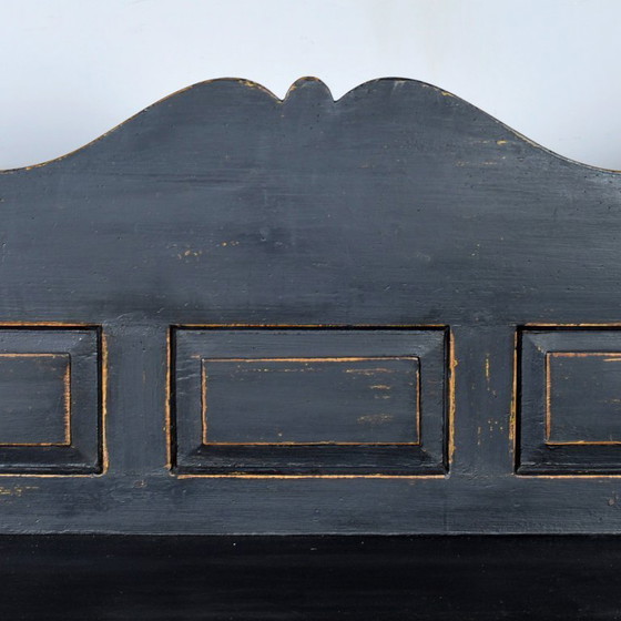 Image 1 of Banco antiguo de pino, década de 1900