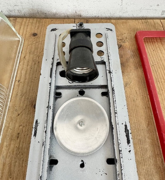 Image 1 of Applique industriale rossa in bachelite di Elektrosvit, anni '70