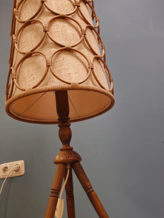 Image 1 of Vintage Vloerlamp Hout, Stof & Rotan Staande Lamp