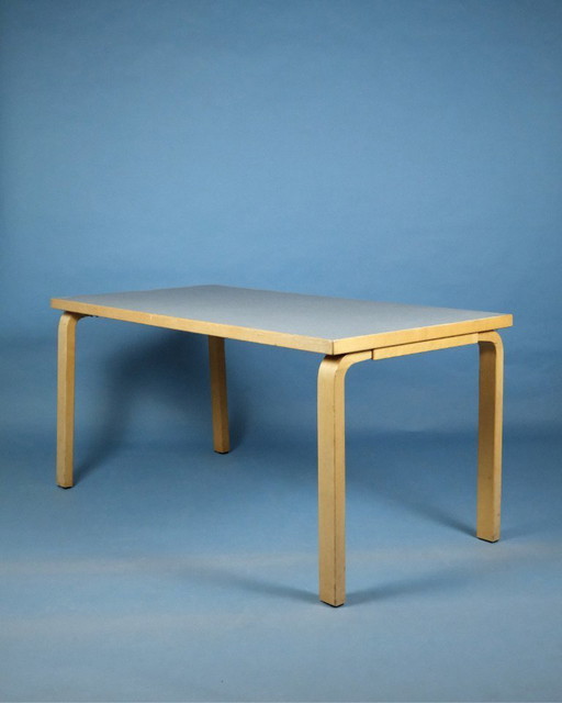 Tavola 81A – Alvar Aalto – Artek (eettafel del Bureau)