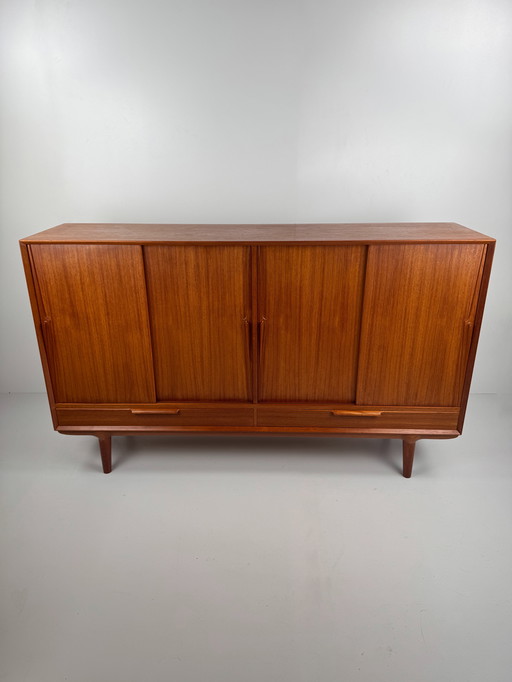 Buffet en teck Omann Jun modèle 13 – Classique danois du milieu du siècle