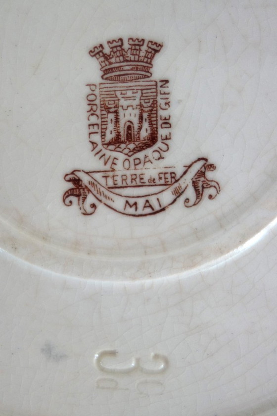 Image 1 of 3 plats de service Terre De Fer Gien modèle Mai vers 1900