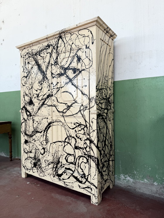 Image 1 of Armoire