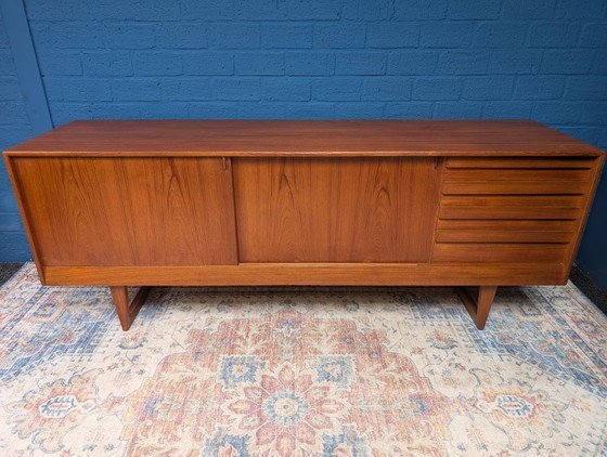 Image 1 of Midcentury lowboard, Kurt Østervig voor KP Møbler, jaren 60