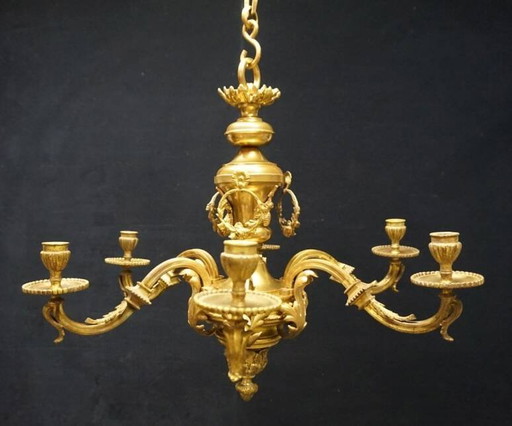 Lustre Louis XVI en bronze doré. – kroonluchters (photo 2 of 4)