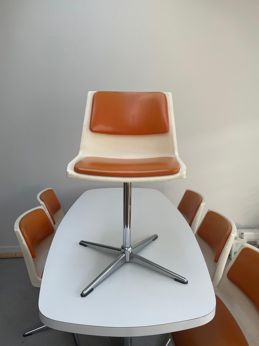 6 x JP Edmonds-Alt swivel bucket chairs + dining table