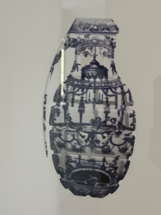 Framed lithograph of pomegranate with Delft blue motif, Lithographs & prints, Paper, Wood, White, Modern (photo 5 of 5)