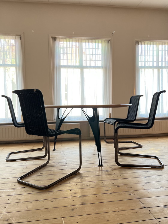 Image 1 of Design organic table + 4 design chairs (Gispen style)