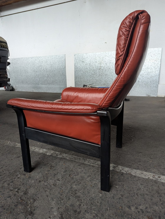 Image 1 of Fauteuil lounge vintage G-Mobel cuir/bois
