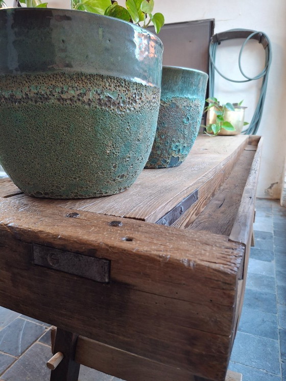 Image 1 of Mueble único, robusto y con carácter.