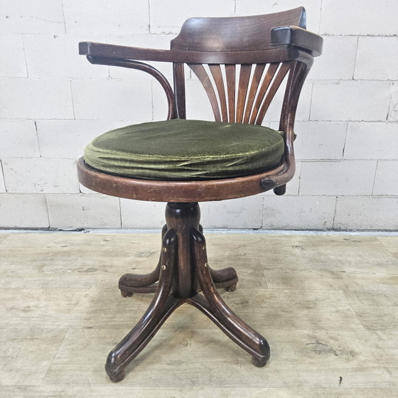 Chaise de bureau pivotante et réglable en hauteur de style Thonet antique (faite à la main) (photo 3 of 15)