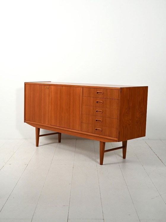 Image 1 of Buffet scandinave en teck des années 1950-1960