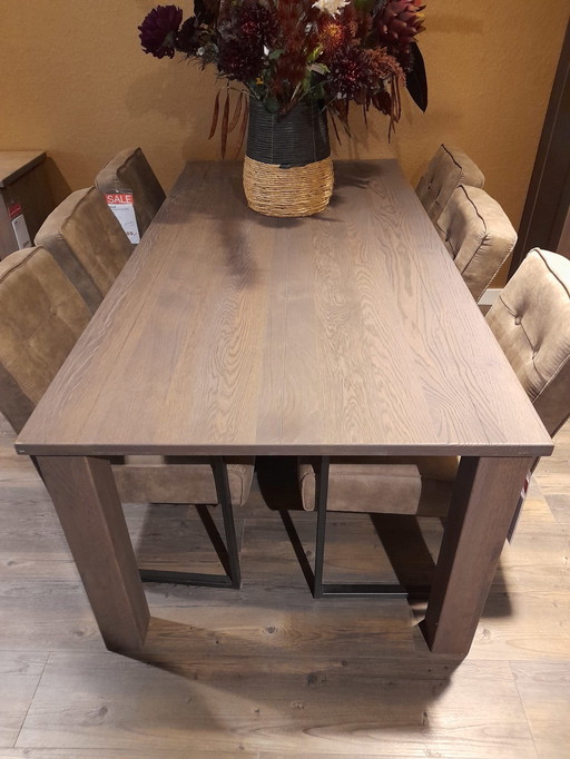 Comfort & More Chien dining table - 200x100