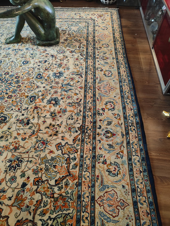 Image 1 of Beautiful extra large hand-knotted Persian carpet