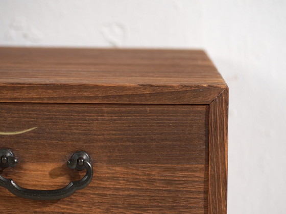 Commode japonaise en Paulownia – Période Showa (c.1950–1979) – Metal (photo 38 of 40)