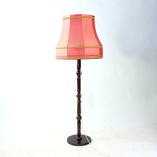 Lampadaire vintage autoportant avec abat-jour original en tissu rose, Tchécoslovaquie, années 1960