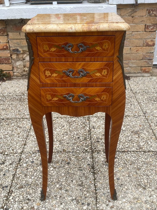 Table de nuit chevet en marqueterie bois de rose dessus marbre style Louis XV 1920