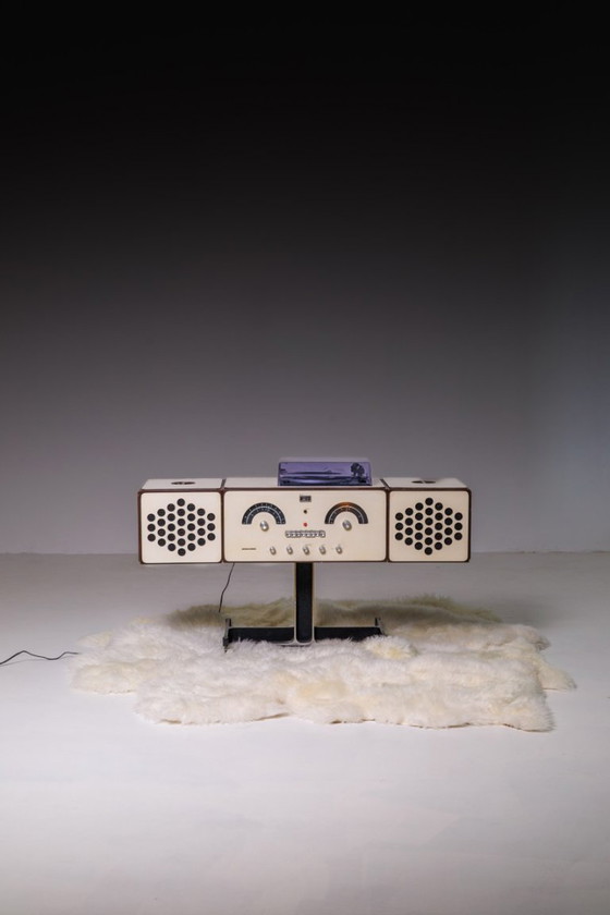 Image 1 of Radiofonograaf Brionvega RR 126 Audio