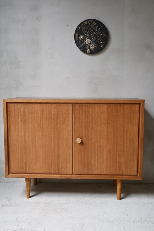 Mooi mid-century WK-Möbel kastje van teakfineer