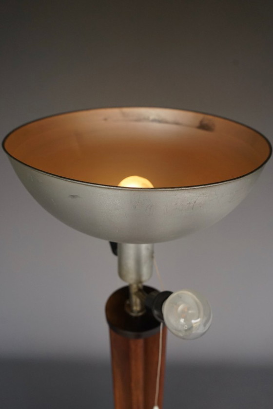 Image 1 of Lámpara de pie Art Déco monumental de la Escuela de Ámsterdam de la década de 1930