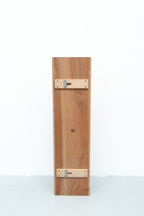 Image 1 of Estante de pared de 100 cm de nogal de Walter Wirz para Wilhelm Renz, años 60