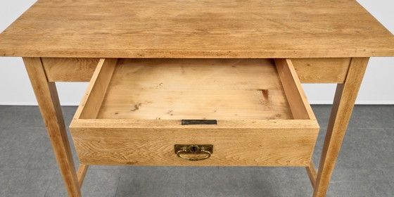 Vintage Oak Table, Czechoslovakia – Dining tables, Wood (photo 6 of 8)