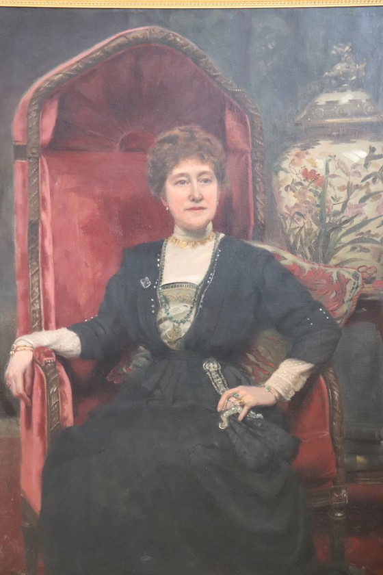 Image 1 of Groot olieverfschilderij op canvas, Portret van een dame, gesigneerd en gedateerd 1913