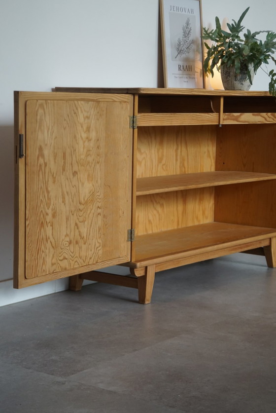 Image 1 of Side board Göran Malmvall voor Svensk Fur 