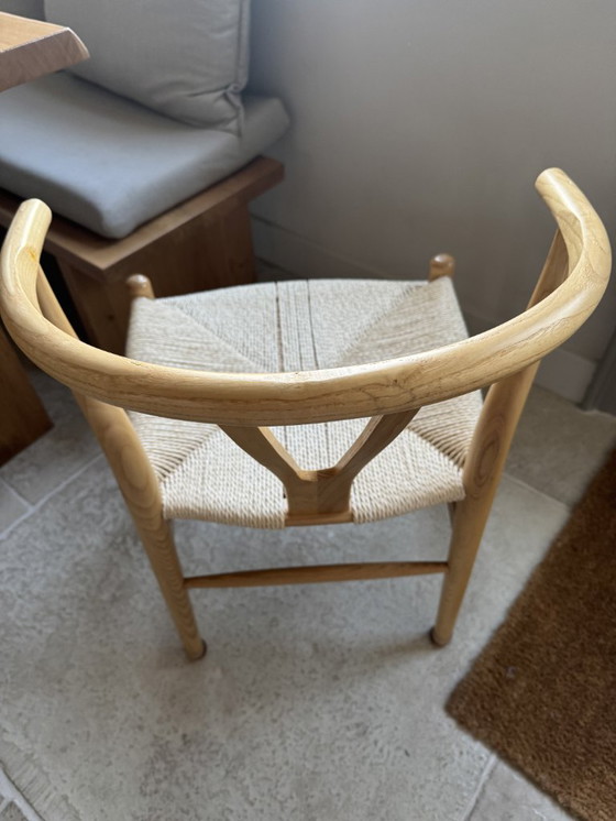 Image 1 of Sedie da pranzo in legno Wishbone (set di cinque)