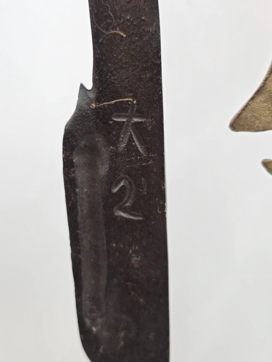 Image 1 of Grande sculpture murale vintage en laiton, représentant un vol d'oiseau.