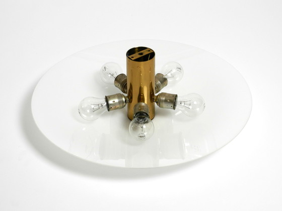 Image 1 of Grand Florian Schulz des années 80, Gela 55, plafonnier rond en laiton-opale avec cinq douilles E27