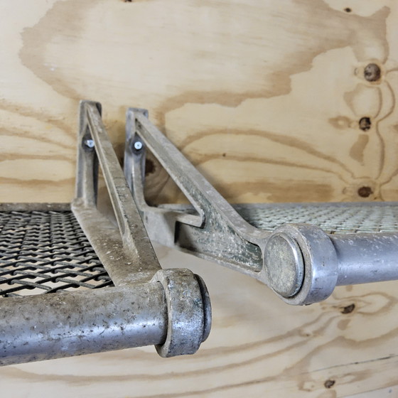 Image 1 of 4x Vintage 70s NS Hondekop (Mat 54) bagagerekken treincoupe / wandkapstok/ hoedenrek