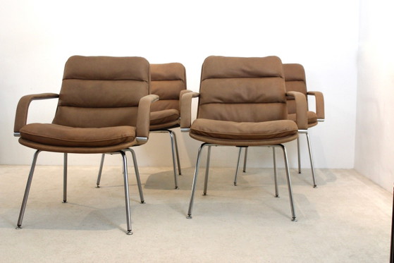 Ensemble de Fauteuils de Direction Artifort Channel par Geoffrey Harcourt, Aluminium, Cuir (photo 5 sur 12)