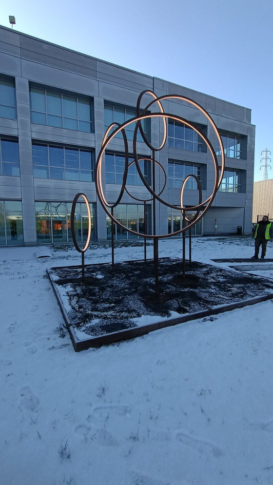 Image 1 of Escultura de luz - 3,20 m de altura