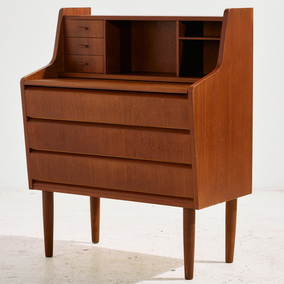 Image 1 of MK9343 Restaurierter Teakholz-Büroschreibtisch