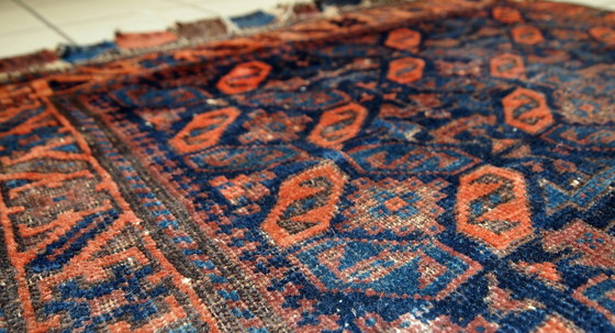 Image 1 of Sac afghan baloutche ancien de collection, fait main, 74 cm x 79 cm (2,4' x 2,6'), années 1880 - 1C446