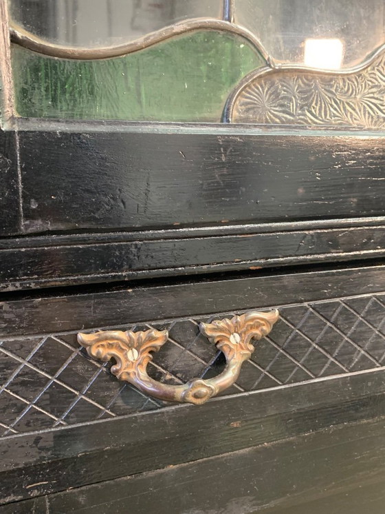 Image 1 of Grand meuble vitrine en bois noirci fin XIX/début XXème