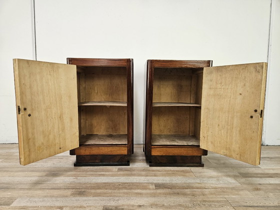 Image 1 of Pair of 1930s Art Deco bedside tables in walnut burl with marble top
