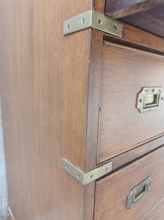 Cassettiera da scrivania antica vintage della Marina Militare Inglese – Scrivanie, Leather, Wood (photo 10 of 15)