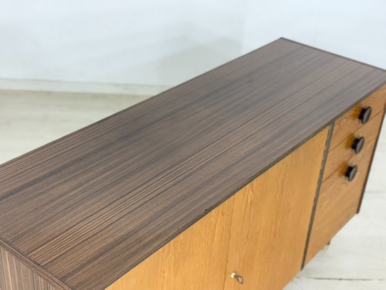 Image 1 of Credenza, cassettiera, comò, mobiletto, vintage di metà secolo