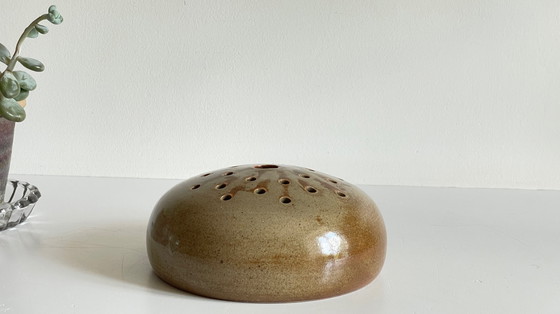 Image 1 of Pique-Fleurs Frans Vintage Craft Centrepiece