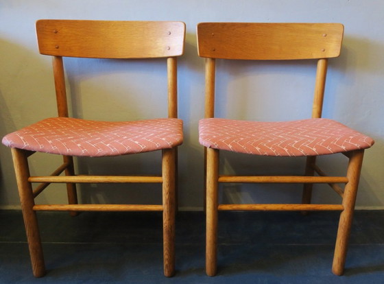 Paire de chaises shaker J39 vintage en orme par Børge Mogensen pour Farstrup Møbler, 1950s (photo 2 of 11)