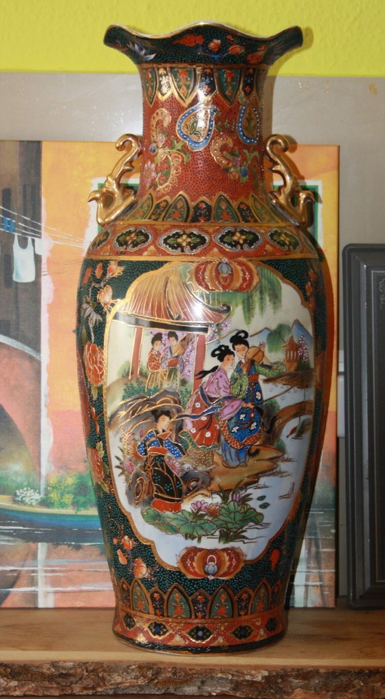 Image 1 of Large hand-painted Satsuma vase – 63 cm – Japanese style