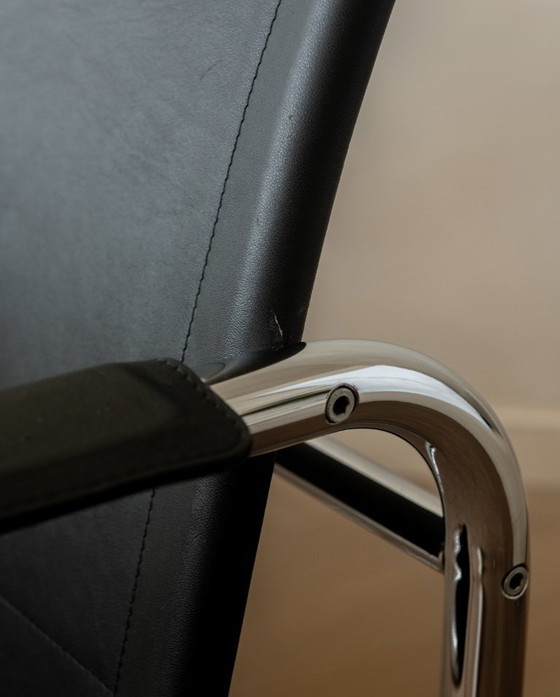 Image 1 of Vintage Bauhaus Klinte loungestoelen van chroom en zwart leer, ontworpen door Tord Björklund voor IKEA, jaren 80, set van 2.