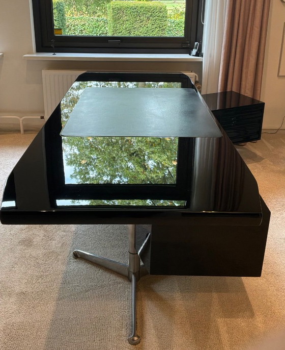 Vintage rare Desk Osvaldo Borsani for Tecno. Circa 1954., Wood, Metal, Black (photo 2 of 7)
